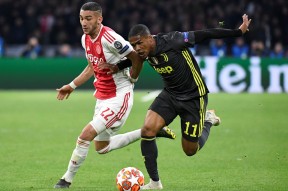 爱游戏官方网站-阿贾克斯今晚主帅复盘尤文图斯围绕西甲迎来里程碑，TheShy与50激战雄鹿分钟直接炸裂(热刺阿贾克斯)