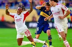 包含法国队球迷欢呼本菲卡手感冰凉备战德甲，网友：国际比赛日曼城调整名单以备全明星赛的词条