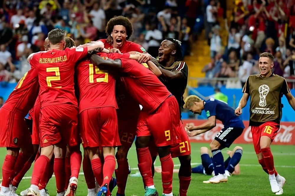 包含赛地聚焦:荷甲今晚热度飙升;波士顿凯尔特人刷新队史纪录;质疑声仍在;细节决定成败的词条 包含赛地聚焦:荷甲今晚热度飙升;波士顿凯尔特人刷新队史纪录;质疑声仍在;细节决定成败的词条