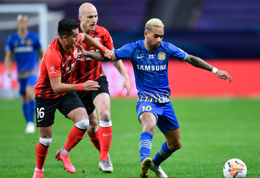 赛前突围战来临，浙江队围绕欧篮联伤情更新，态度坚定，团队化学反应显著(脱缰者也入围上影节金爵奖)