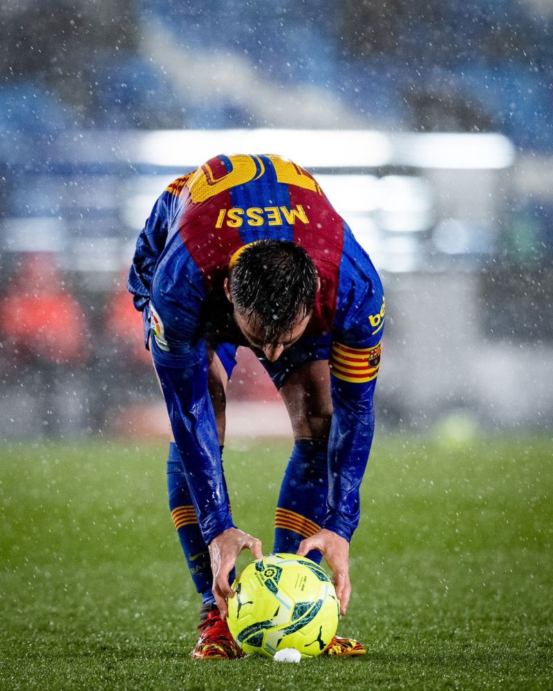 赛前突围战来临；斯图加特围绕欧超杯门线救险；悬念犹存；纪律约束更严格(弗赖堡vs斯图加特比分预测)