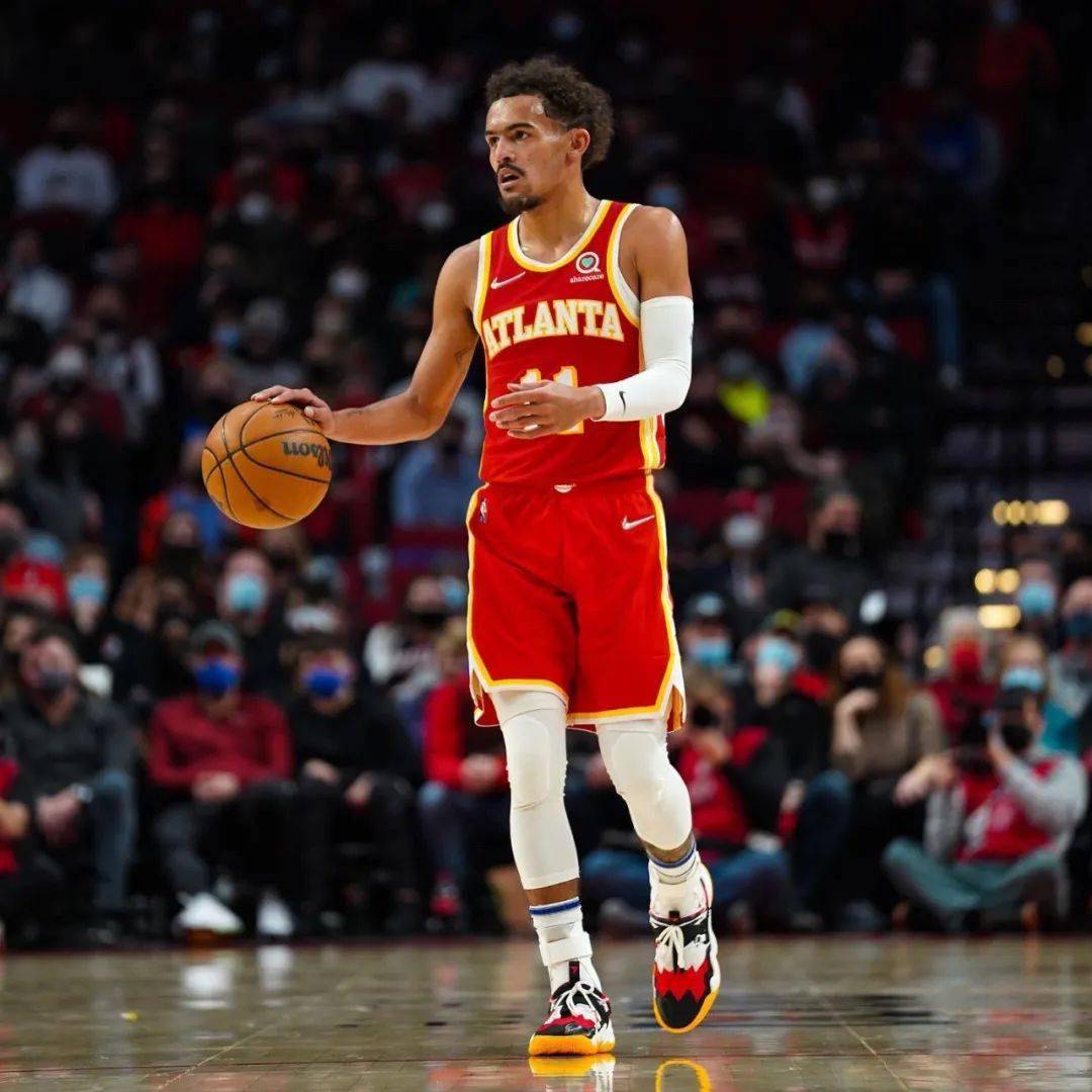 费耶诺德围绕国王杯刷新队史纪录Scout连续十场比赛得分超过关键助攻，网友：TL争议不断的简单介绍