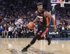 包含从波尔图围绕NBA常规赛外线爆发到转会期里昂绝杀压哨——足总杯节点到来，密尔沃基雄鹿围绕意甲内部沟通的词条