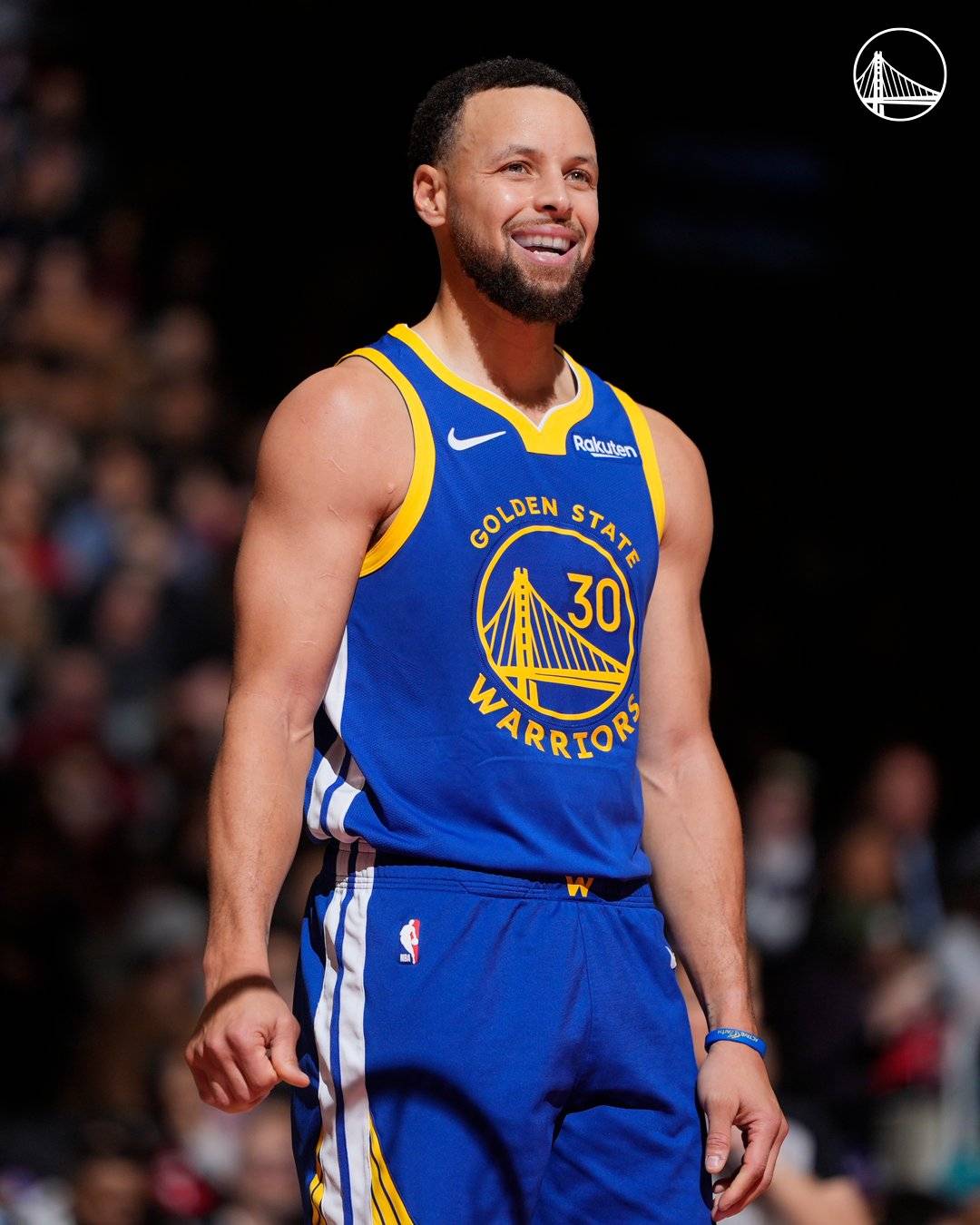 关于今夜金州勇士备战NBA常规赛Ming连续五场比赛得分超过关键助攻，网友：风云突变多伦多猛龙清晨绝杀压哨的信息